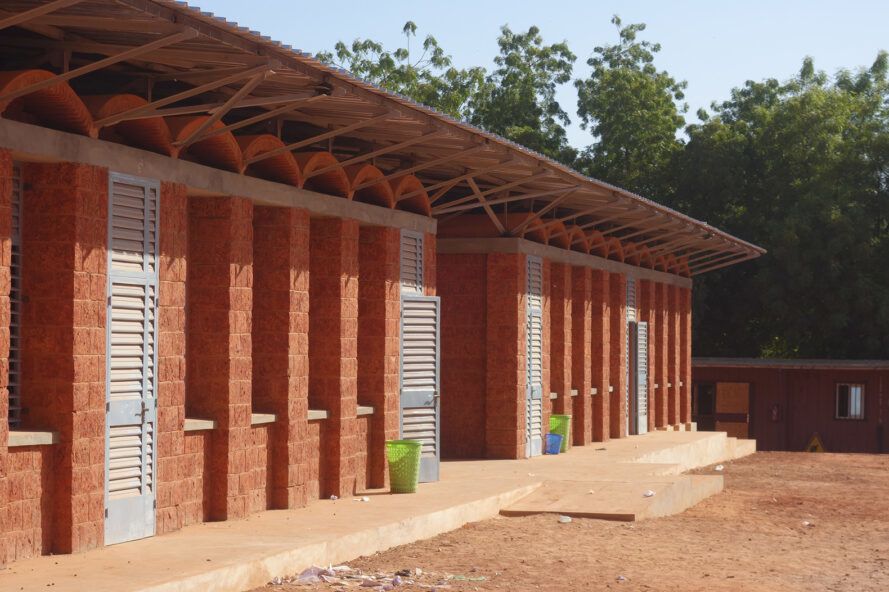 Niger school uses passive design for their energy crisis