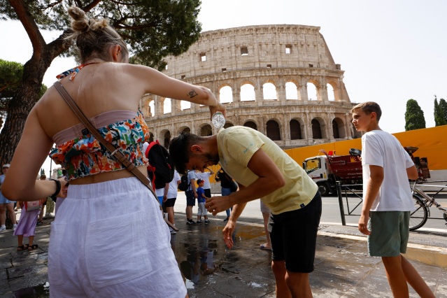 Rome sets scorching new temperature record 