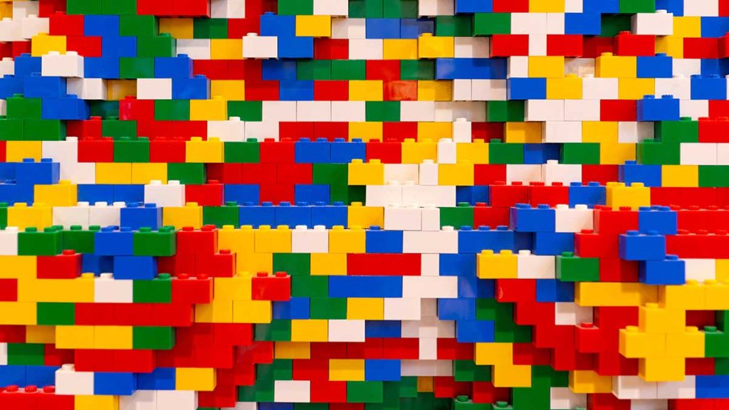 Recycling LEGO Bricks: A Sustainable Solution From Brick Recycler